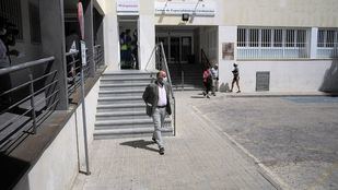 Solo la mitad de los 1.000 convocados en Carabanchel se han hecho las PCR aleatorias