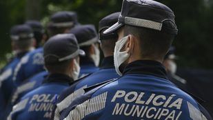 Detenido por atrincherarse con un hacha en su casa de Alcalá de Henares