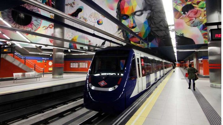 Estación de metro Paco de Lucía en la línea 9.