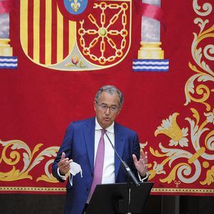 Madrid considera "razonable" el plan de Celaá, aunque "se debía haber debatido antes"