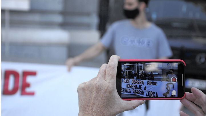 Homenaje a Federico García Lorca en la plaza de Cibeles