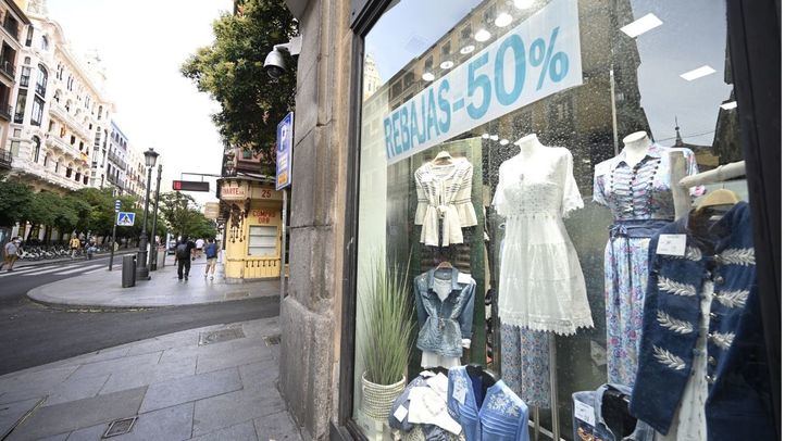 Una veintena de municipios acogerán hasta octubre la sexta edición de 'Comercios Mágicos'