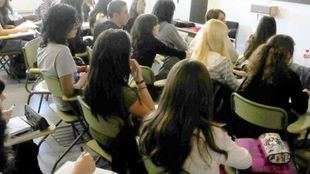 Franco tilda de "imperdonable" que Ayuso augure que todos los niños se contagiarán