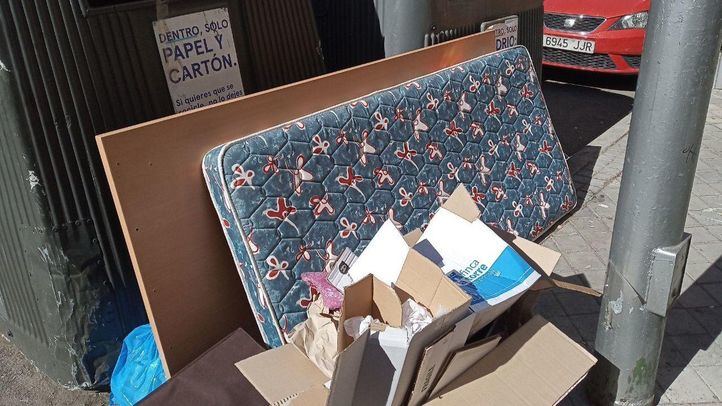 Los colchones vuelven a ocupar las calles de Madrid