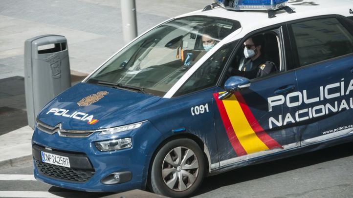 Detenido un hombre en Getafe por amenazar a su mujer e hija con un cuchillo y toser para contagiarles el Covid