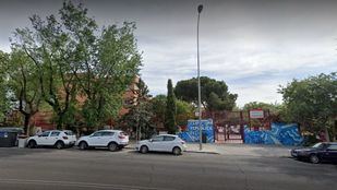 Un positivo en un centro escolar de Los Cármenes pone en cuarentena a una clase