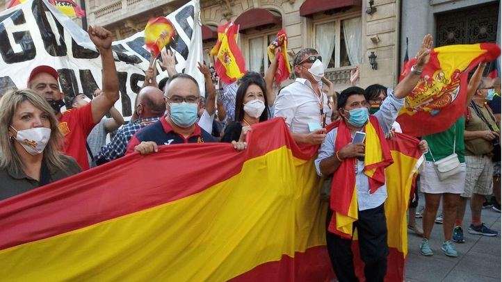 Miles de personas exigen en Madrid la dimisión del Gobierno central