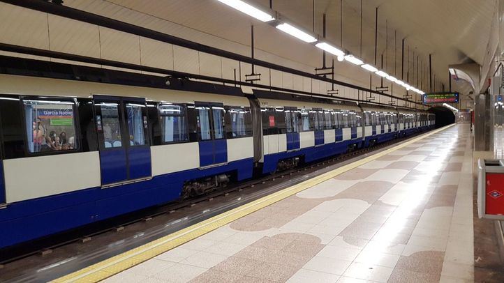 Los Tedax hacen estallar la mochila de un hombre que fingía llevar explosivos en el Metro