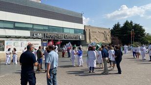 Pulso de los sanitarios a Ayuso: concentraciones en todos los hospitales