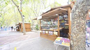 La Feria del Libro de Vallecas resiste a pesar de la Covid-19