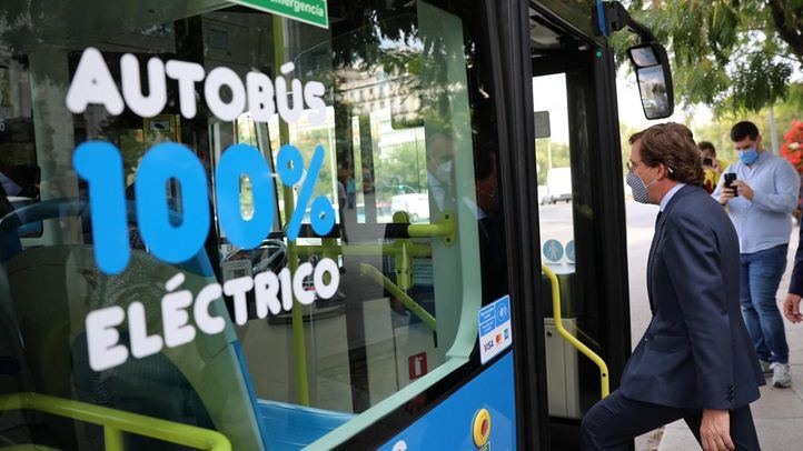 Presentación de la línea perimetral cero emisiones que circunvala el distrito Centro.