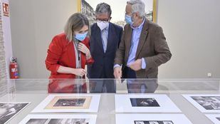 El homenaje escrito de 'Galdós en el laberinto de España'