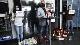 Noche en vela de las salas de ocio para protestar contra el abandono del sector