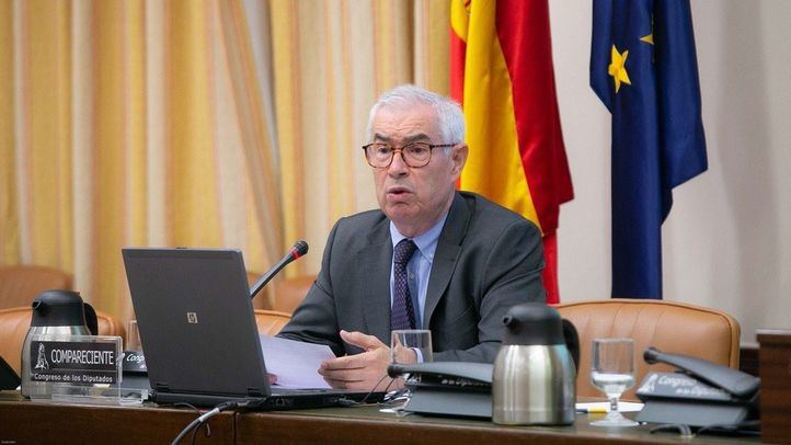 Emilio Bouza, en una comparecencia en el Congreso de los Diputados
