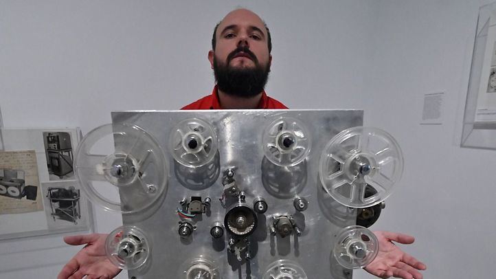 El Niño de Elche en la presentación de la exposición.