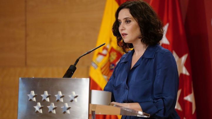 Ayuso asegura que 'Madrid no debe estar en alarma' ya que 'desde hace dos semanas bajan UCIs e ingresos'