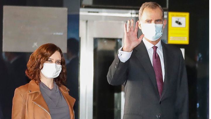 Ayuso asiste a los Premios Autónomos del Año de ATA