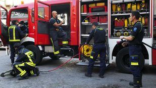 Detectado un brote con 13 positivos en el Parque de Bomberos de Aluche
