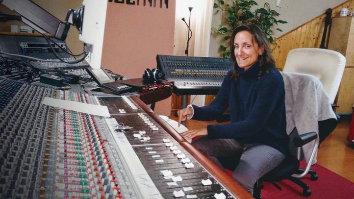 Nuria Zamora, en concierto en el Teatro Lara: 'La música hace la vida mejor'.