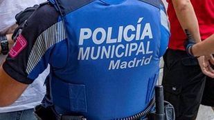 Arrestados tres británicos por agredir a agentes municipales