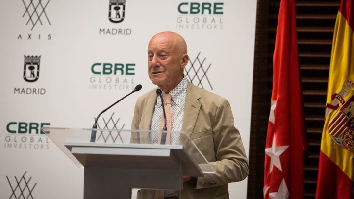 El juez pide a Suiza que busque a Norman Foster para que testifique por el Campus de la Justicia