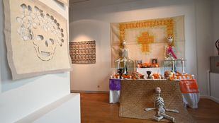 La nueva exposición del IMEX invita a vivir "la muerte como sólo México sabe hacerlo"