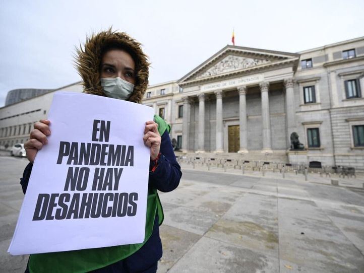 Colectivos sociales piden acabar con la 'pandemia de los desahucios'