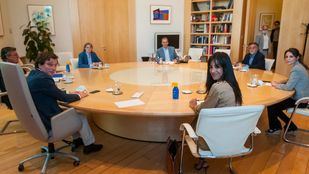 Vox se aleja del 'sí' a unos Presupuestos que también rechazan PSOE y Más Madrid