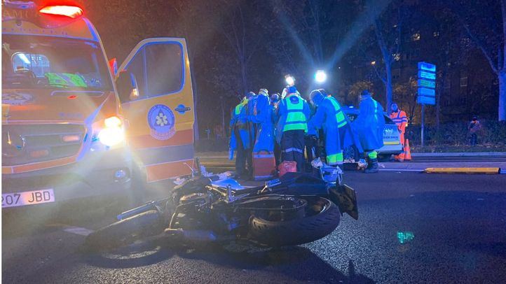 Tanto la chica atropellada como el conductor de la motocicleta han sido trasladados al hospital