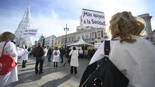Los médicos de Madrid vuelven a Sol para reclamar un trato justo