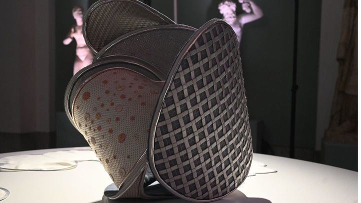 Blanca Muñoz presenta la exposición 'Hebras de luz'