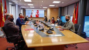 El Grupo Covid se reunirá el martes para abordar la realización de test en farmacias
