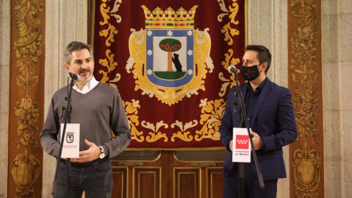 El consejero de Políticas Sociales, Javier Luengo, y el delegado del área de Familias, Igualdad y Bienestar Social del Ayuntamiento de Madrid, Pepe Aniorte, inician los trámites para transformar los Servicios Sociales en Madrid.