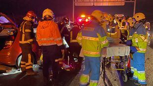 Heridos en un accidente múltiple con ocho vehículos implicados