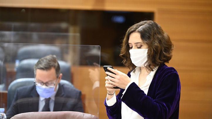 Madrid estudia ampliar el toque de queda de las 6.00 a la 7.00 horas