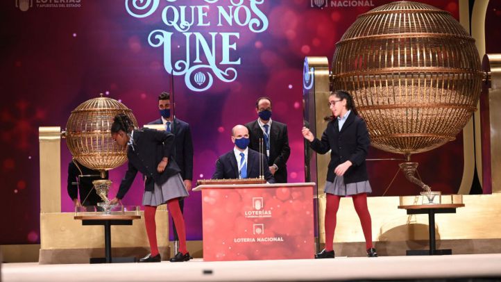 Primer quinto premio para el 86.986