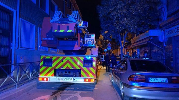 Tres personas tuvieron que ser atendidas por el incendio