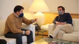 Pedro del Cura y José Luis Martínez-Almeida, alcaldes de Rivas y Madrid