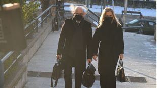 Cifuentes presentará en el juicio una cita en su agenda electrónica que acreditaría que hizo el máster