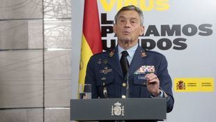 Dimite el Jefe del Estado Mayor de la Defensa por vacunarse antes de tiempo