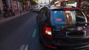 Detenidos tres individuos por atracar a un conductor de VTC