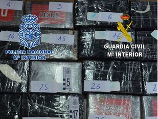 Desarticulada una banda que pasaba cocaína por Barajas con ayuda de empleados del aeropuerto