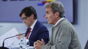 Sanidad estudia no recomendar la vacuna AstraZeneca en personas mayores