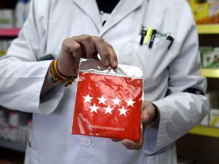 Madrid comienza este jueves el reparto de mascarillas FFP2 gratis para mayores