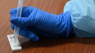 Bajan los nuevos positivos y hospitalizados por coronavirus en la región
