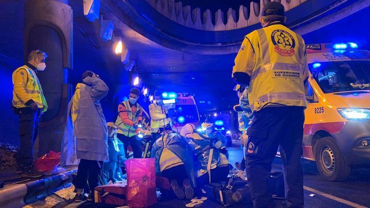 Dos heridos muy graves tras un accidente de moto en el túnel de María De Molina