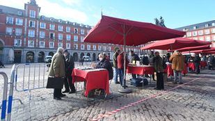El Mercado de Filatelia vuelve a la Plaza Mayor