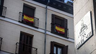 Madrid subvenciona con más de 12.000 euros un proyecto artístico para renovar las banderas de los balcones