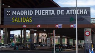 Unos mil trabajadores de las estaciones de Atocha y Chamartín podrán acceder cada semana a test de antígenos