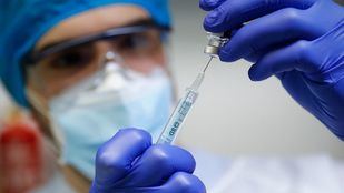 Los sindicatos sanitarios exigen que se publique el plan de vacunación con los recursos previstos